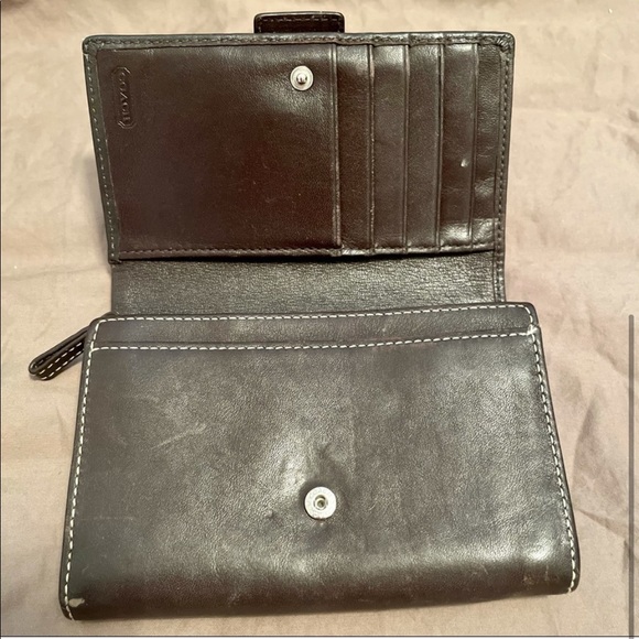 Coach Wallet - Picture 3 of 4